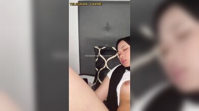 Cewek Hijab Pasrah Aja - Aja Aja