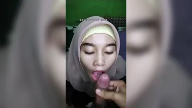 BOKEP INDONESIA Abg Hijab Menjadi Budak Seks Pacar Nya