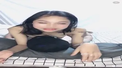 Ajakin Tetangga Kosan Sebelah