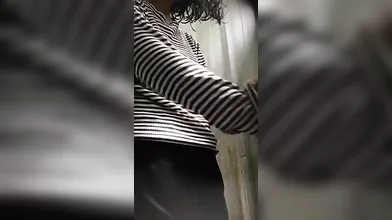 Ngintip Mandi Gadis SMA Jembut Gondrong