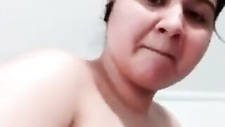 Mallu aunty hot boobs