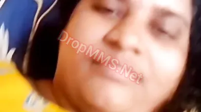 Tamil aunty boobs show