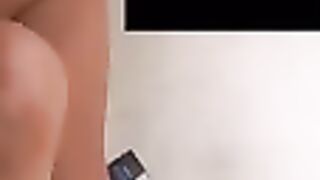 Bini Orang Bertudung Sangap