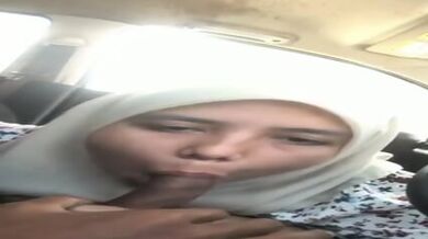 Bini Orang Bertudung Sangap