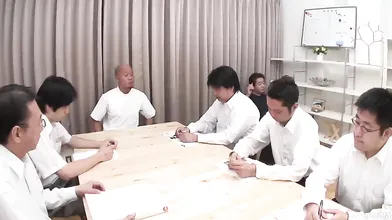 新作バイブの開発会議でブッカケ！