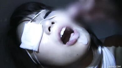 天然爆乳怪我ドルあずみん
