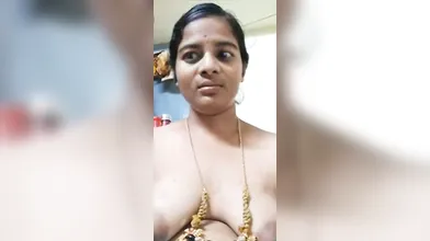 Tamil village sexy wife boobs show
