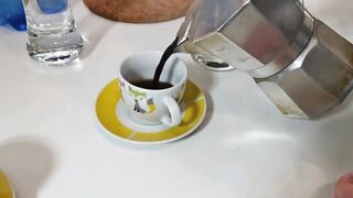 LA TAZZA DI CAFFE XXX PARODY - Veronica Belli