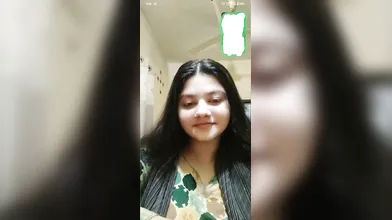 Big boobs gf show her melon