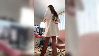 Amateur blondie solo anal masturbation