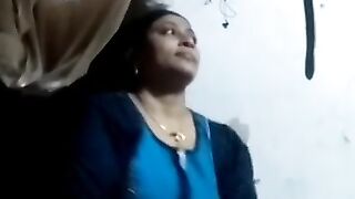 Aunty change dress self recording send to husband friend