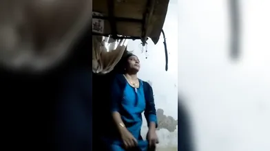 Aunty change dress self recording send to husband friend