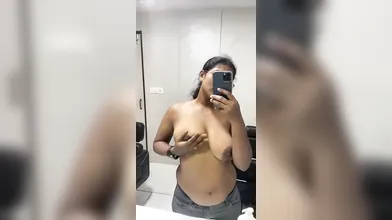 Mallu girl boobs pressing part 2