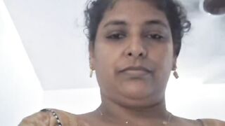 Tamil mallu aunty nude show part 1