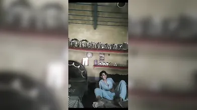 Indian Pakistani Homemade Teen Couple - Johnny Goodluck