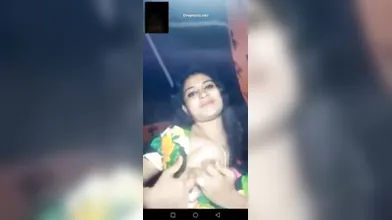 Mallu aunty show her melon video call