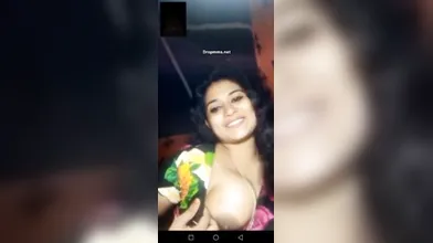 Mallu aunty show her melon video call
