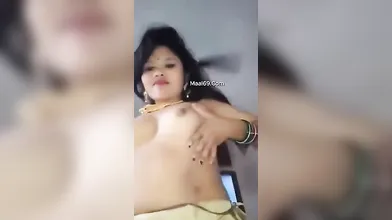 Sexy Nepali Girl Nude Stripping With BF