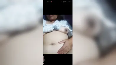 Nepali Aunty Prostitute Showing Big Boobs