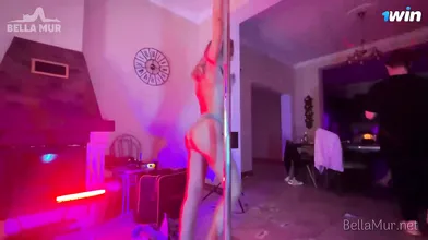 Real backstage bang-out vlog from Bella Mur's insane fucky-fucky soiree - XXX!
