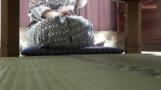 Tiny Japanese babe hardcore spitroasted