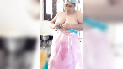 Tamil amma big jumping boobs capture