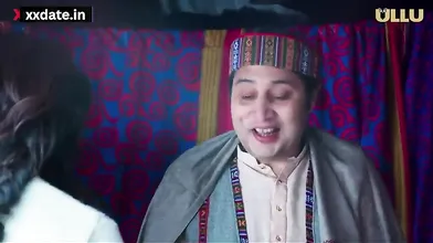 DUKAAN ME BHABHI KO AKELE ME LAPETA