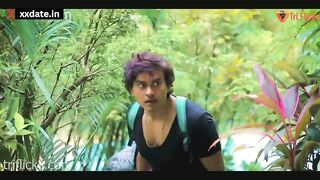 Reena Ne Chuse Raveena Ke Boobs