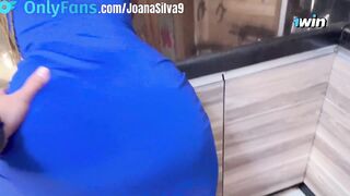 Heat up the night with an inexperienced suck off from a sexy latina.