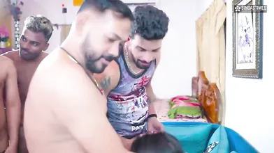 Desi Indian Bhabhi Can Take All Cocks - Sudipa Ko Line Lagake Sabne Choda