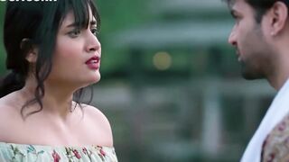Seema Bhabhi Ke Bade Bade Boobs Dekh Pgl Huye Sb