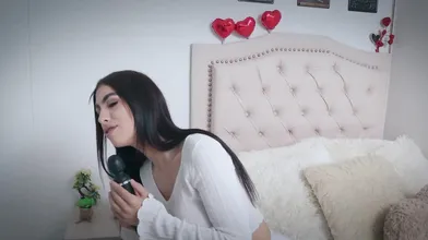 Lesbian lies to acquaintance for orgy - hottest XXX porn!