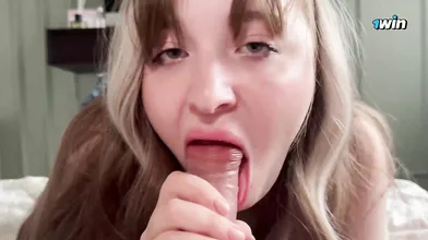 Wow, this super-steamy 18yo prostitute is willing to sex for money! Watch her ge
