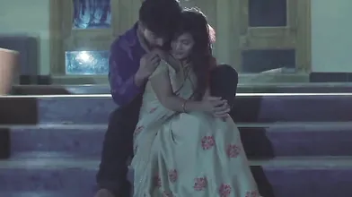 Wife ko romantic mood me pela