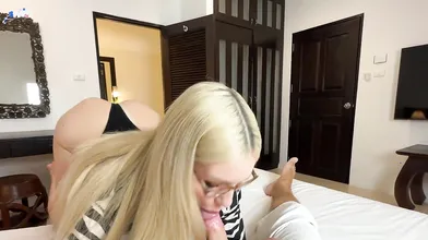The stepsis told me a bedtime story - sexiest porno ever!