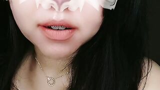 Mbak Ratu Kuman Pantat Besar Ngangkang Becek