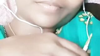 Tamil bhabi boobs pressing