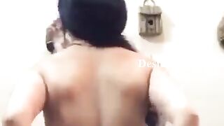 Desi girl shows her curvy body