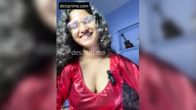 Indian teen girl masturbating