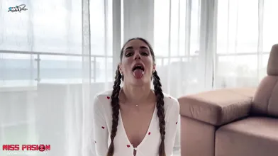 Beautiful nymph with giant boobs gets double jizz geyser on her face from yam-si