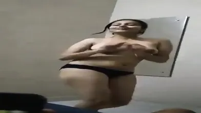 Punjabi Dehati Girl Dancing Topless.mp4