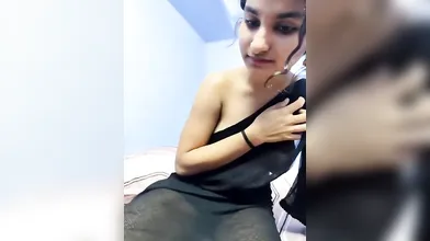 South Indian Teen Girl Khadija Self Orgasam Porn Video