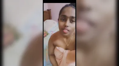 Cute Tamil girl sowing boobs