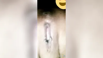 Nepali puti in toilet