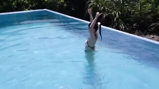 Myfans有料動画見放題【完全顔出し】エッチなお姉さんと2泊3日の旅行中にプールサイドで大量中出しセックス