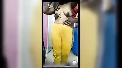 Tamil Priya Tango Premium Show