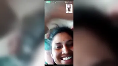 Tamil Wife Showing Boobs On VC - Clear Talking