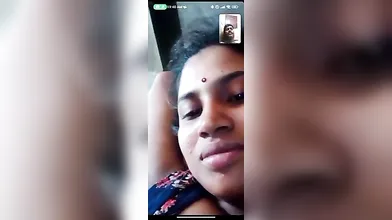 Tamil Wife Showing Boobs On VC - Clear Talking