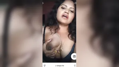 Tamil Moratu Kaaji Aunty Shows Her Boobs Ok Tango