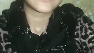 Horney Sexy Girl Musterbating Dick Of Lover And Enjoy Riding Desi Porn.